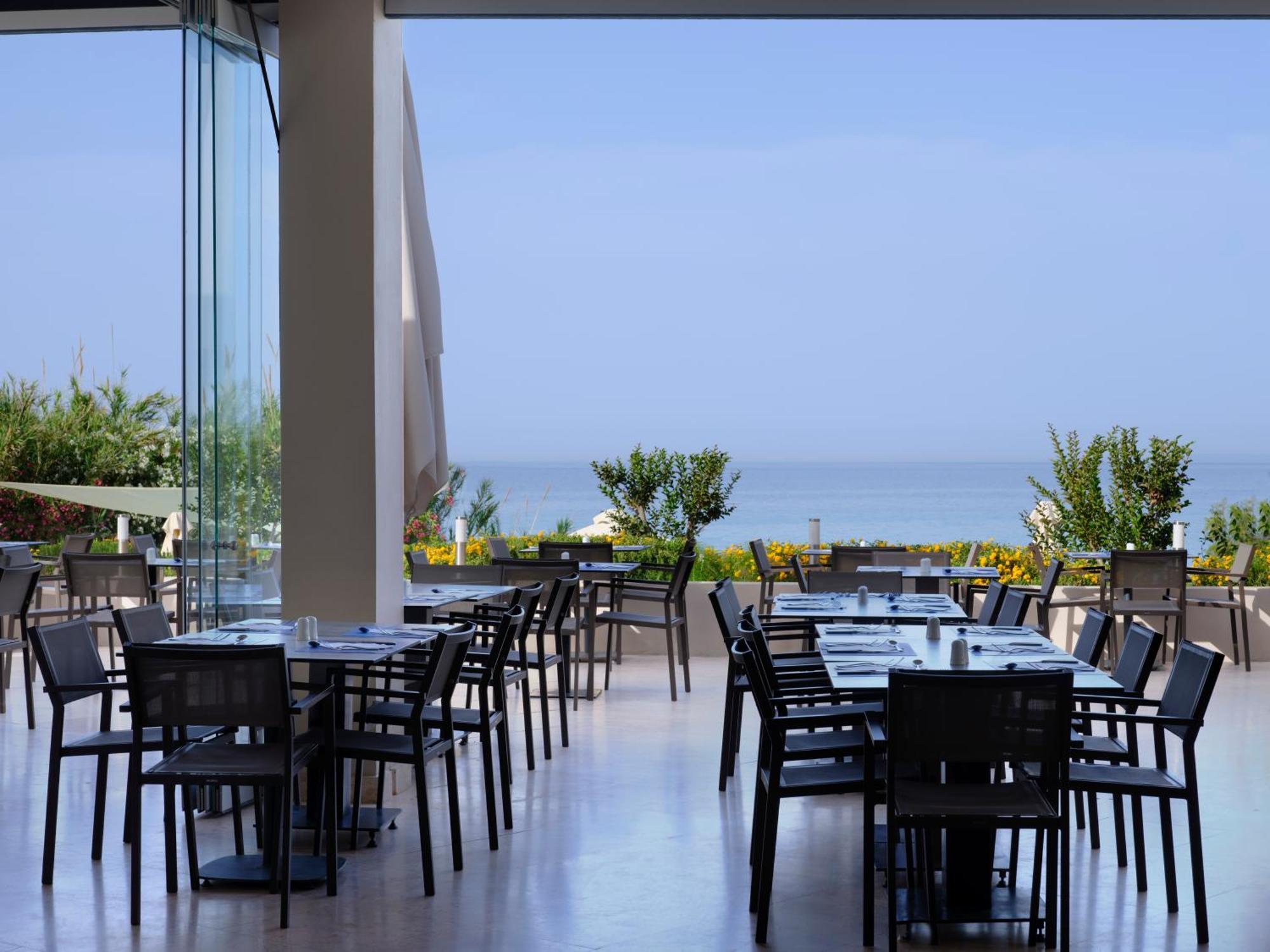 Atlantica Eleon Grand Resort Трагаки Екстериор снимка